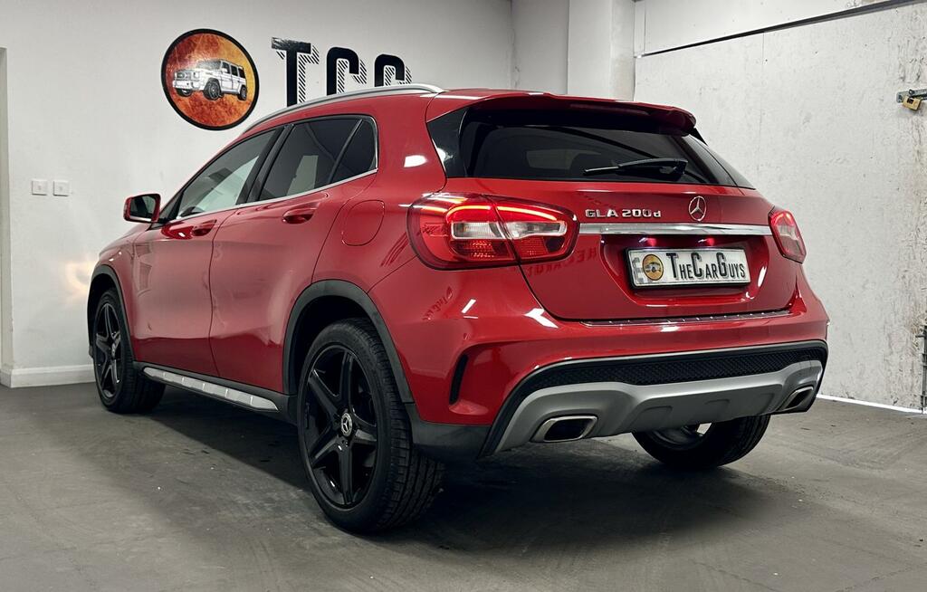 Mercedes-Benz GLA Class 2.1 Gla200d Amg Line Suv Red #3