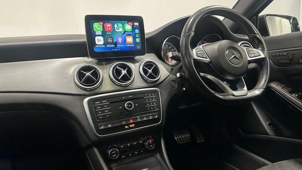 Mercedes-Benz GLA Class 2.1 Gla220d Amg Line Premium Plus Suv Blue #2