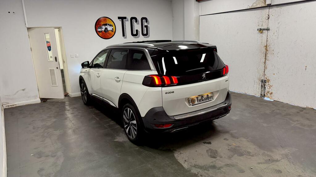 Peugeot 5008 1.5 Bluehdi Gt Line Premium Suv White #4