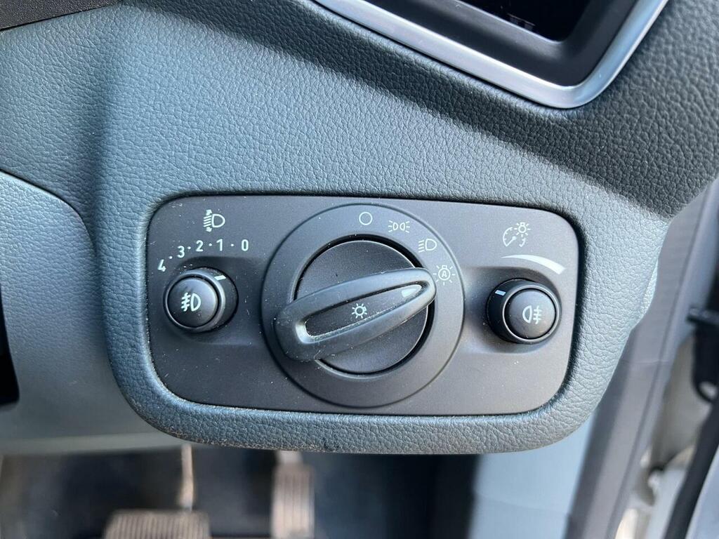 Ford C-Max Zetec Silver #46