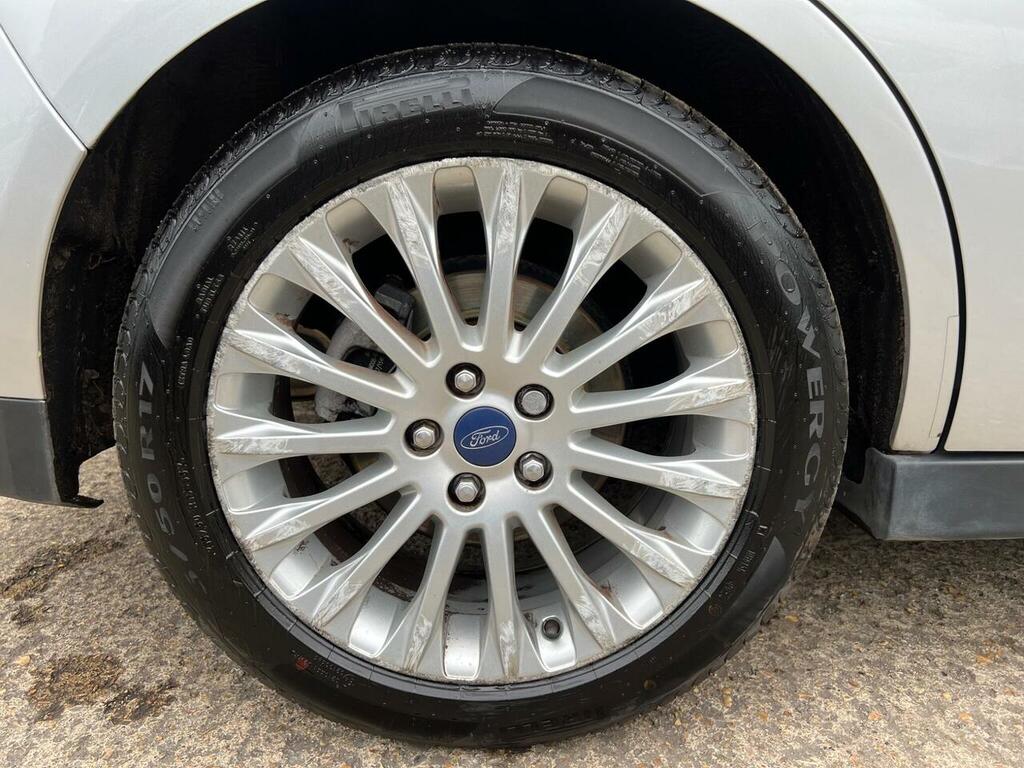 Ford C-Max Zetec Silver #32