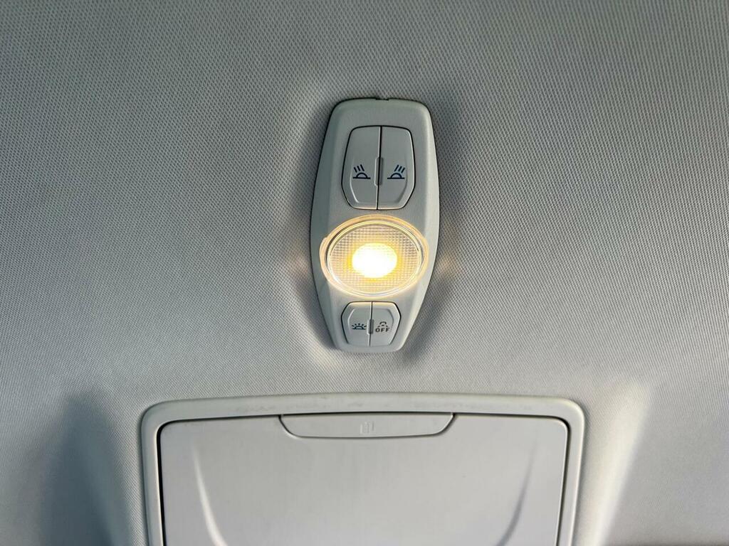 Ford C-Max Zetec Silver #49