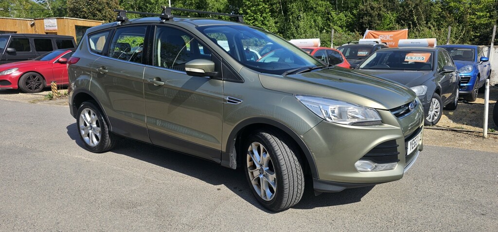 Ford Kuga Suv 2.0 Tdci Titanium 2013 YE63YJX Green #2
