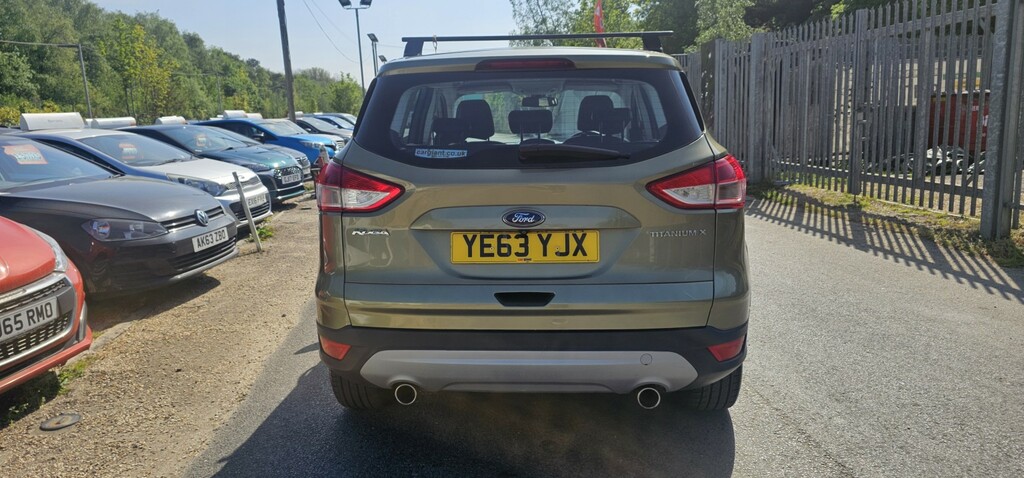 Ford Kuga Suv 2.0 Tdci Titanium 2013 YE63YJX Green #4