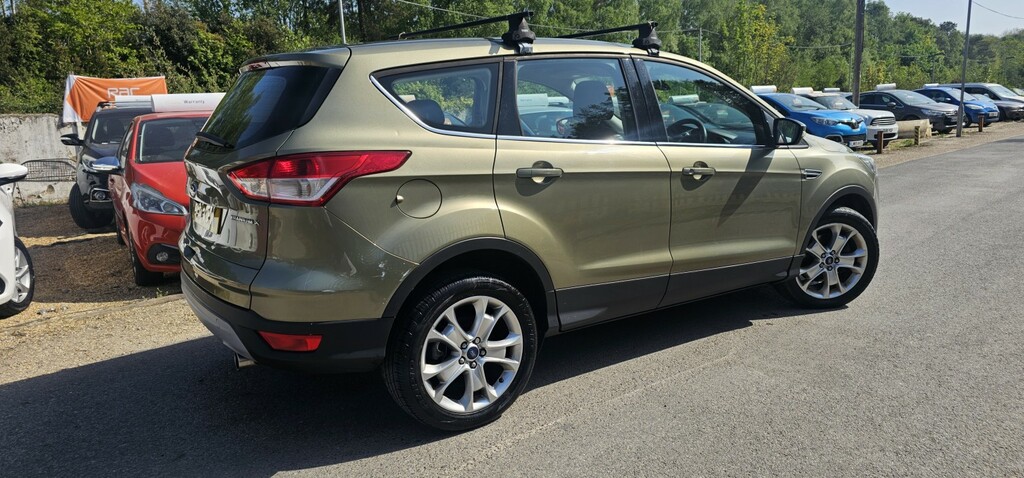Ford Kuga Suv 2.0 Tdci Titanium 2013 YE63YJX Green #3