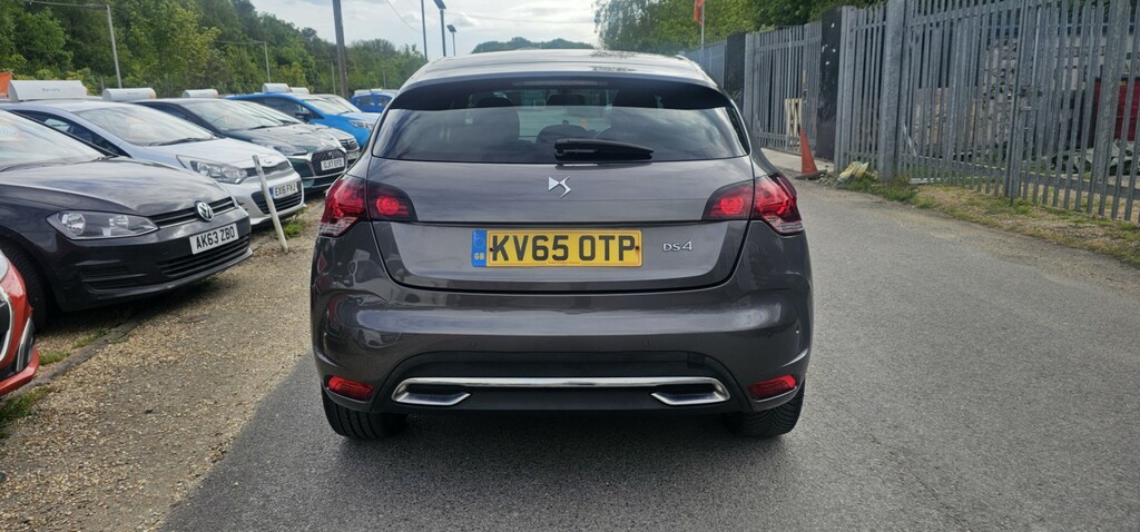Citroen DS4 Hatchback 2.0 Bluehdi Dsport 2015 Grey #4