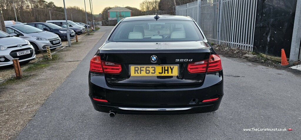 BMW 3 Series Saloon 2.0 320D Luxury Saloon 2013 RF63JHY Black #4