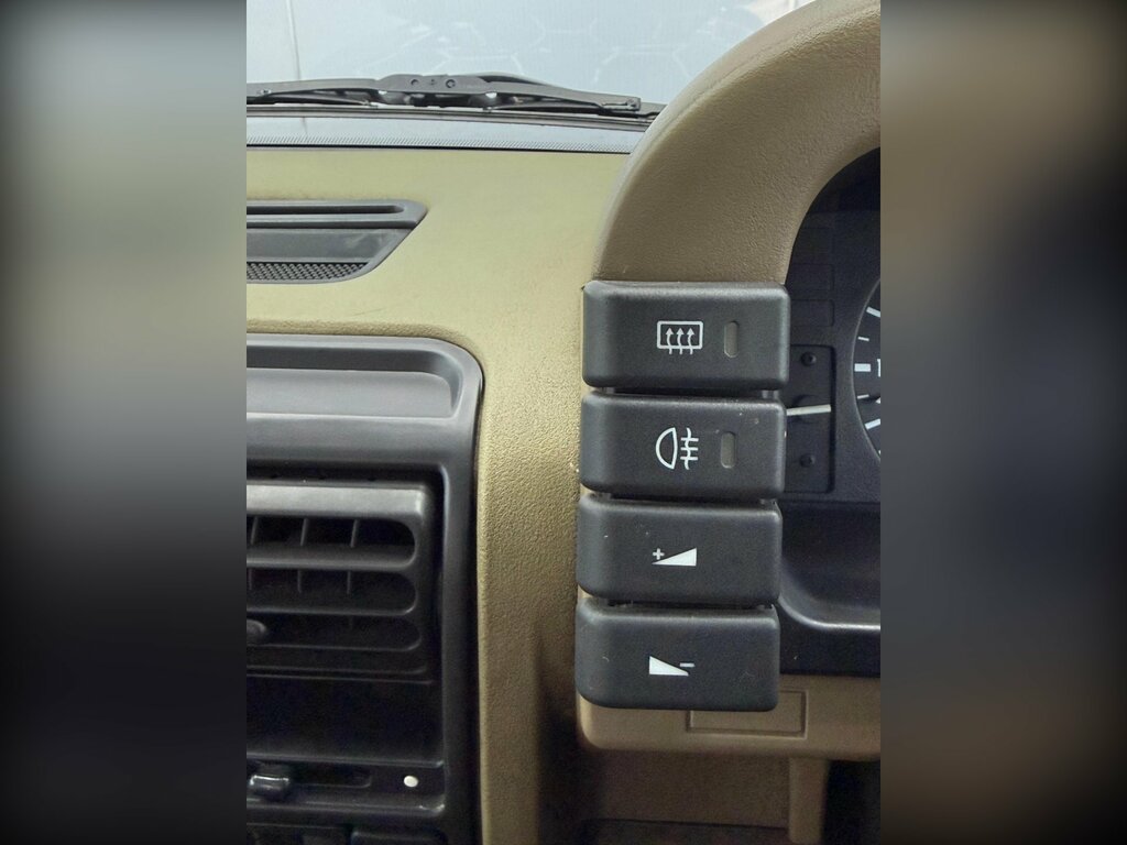 Land Rover Discovery V8 Station Wagon Green #35