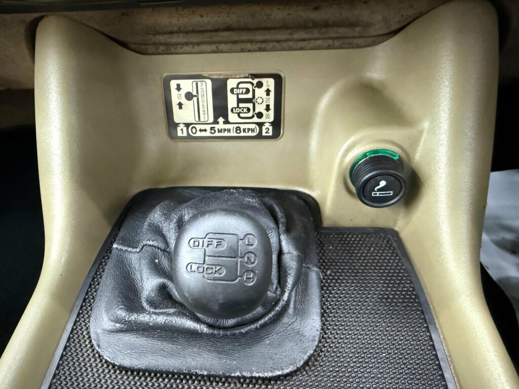 Land Rover Discovery V8 Station Wagon Green #25