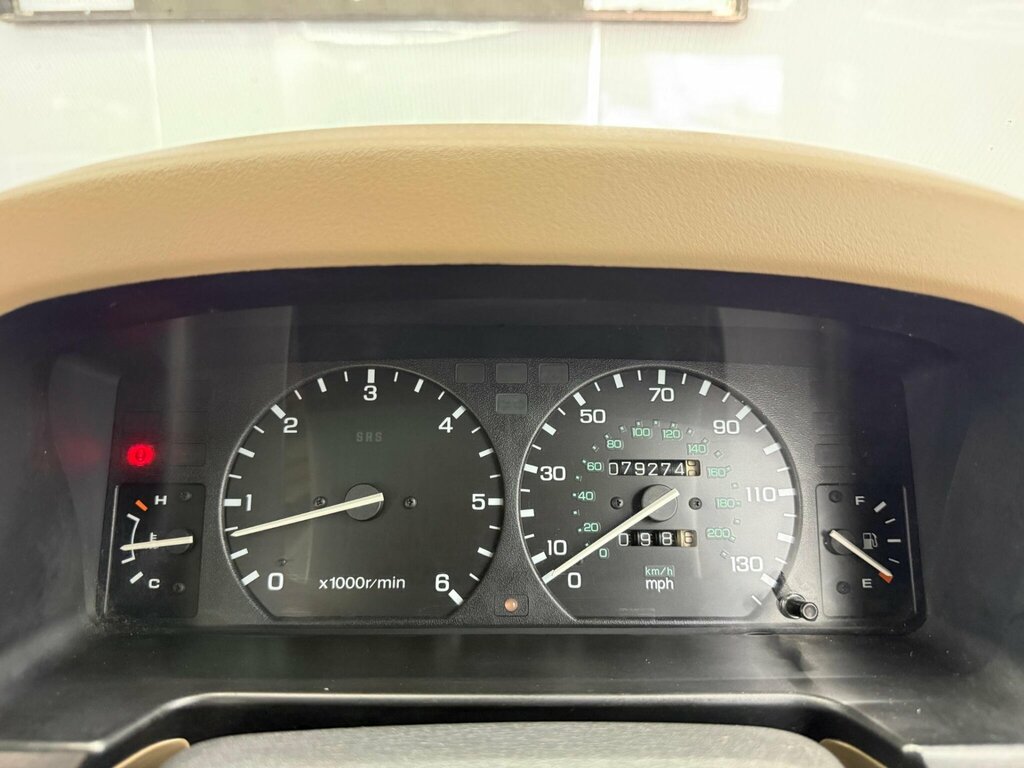 Land Rover Discovery V8 Station Wagon Green #38