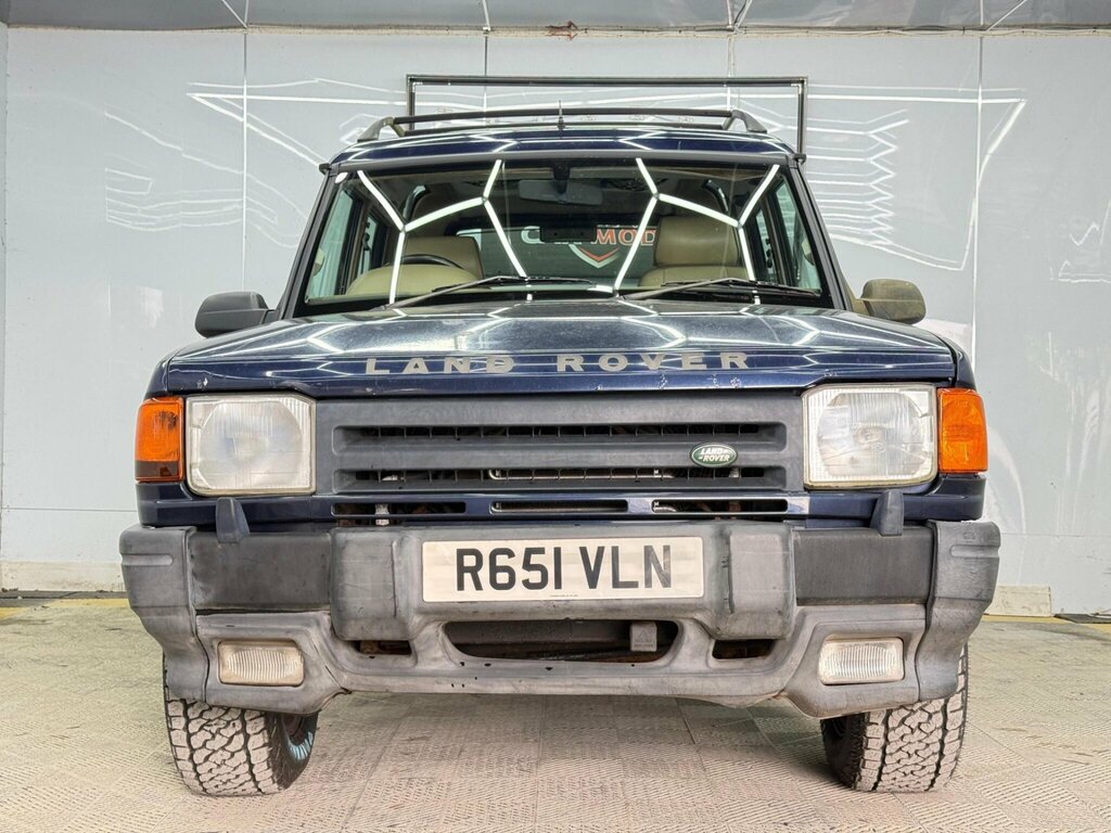 Land Rover Discovery V8 Station Wagon Green #11