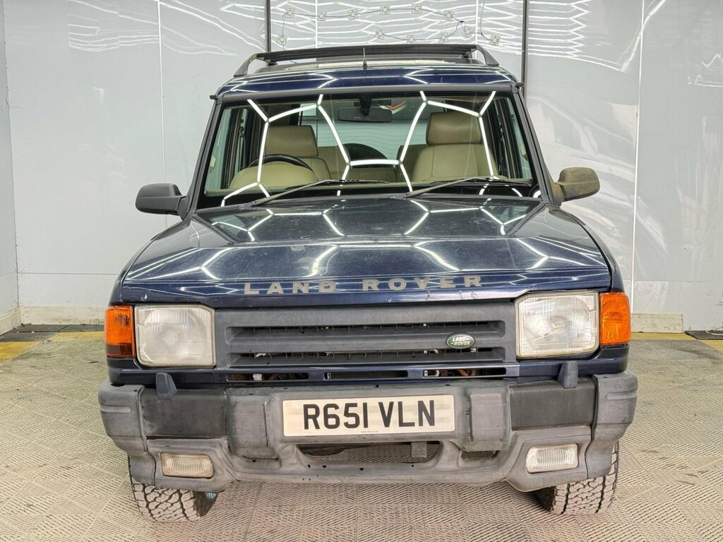 Land Rover Discovery V8 Station Wagon Green #10