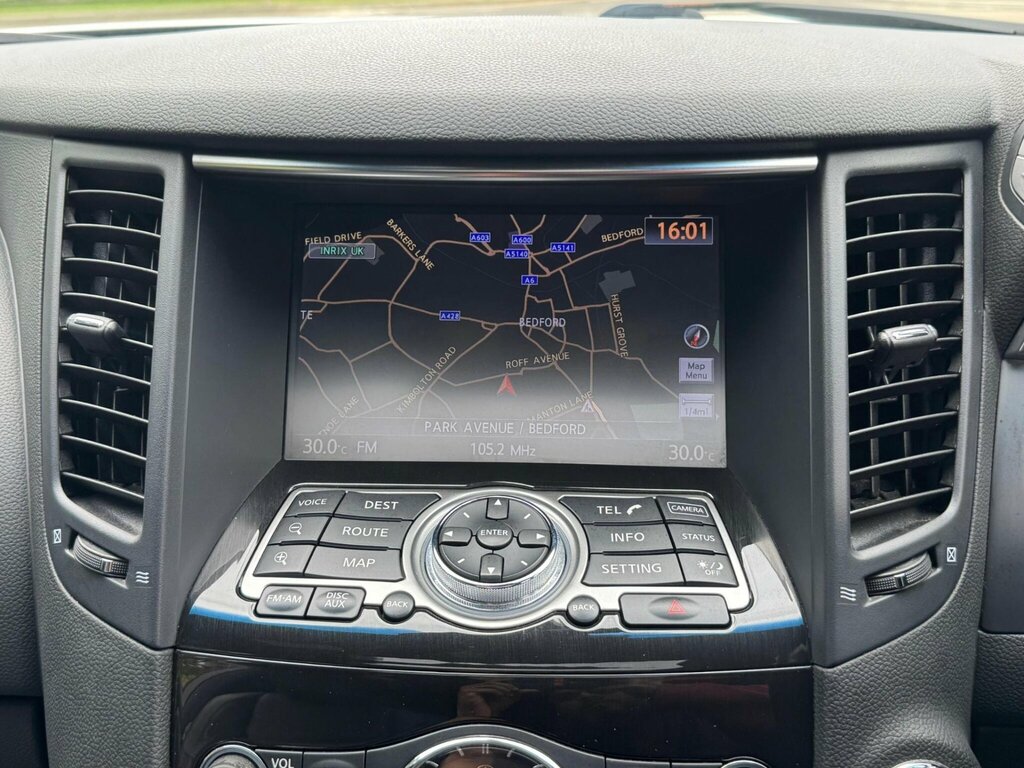 Infiniti FX Fx30d White #37