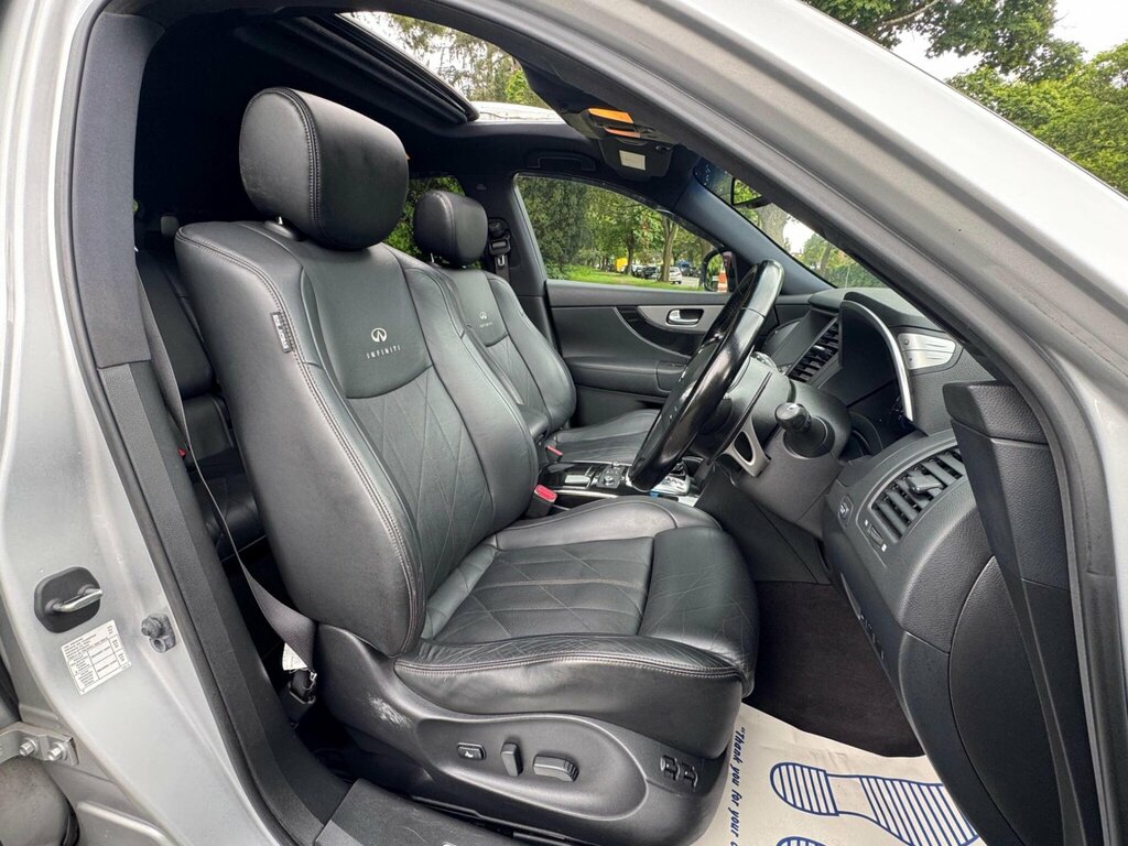 Infiniti FX Fx30d White #25