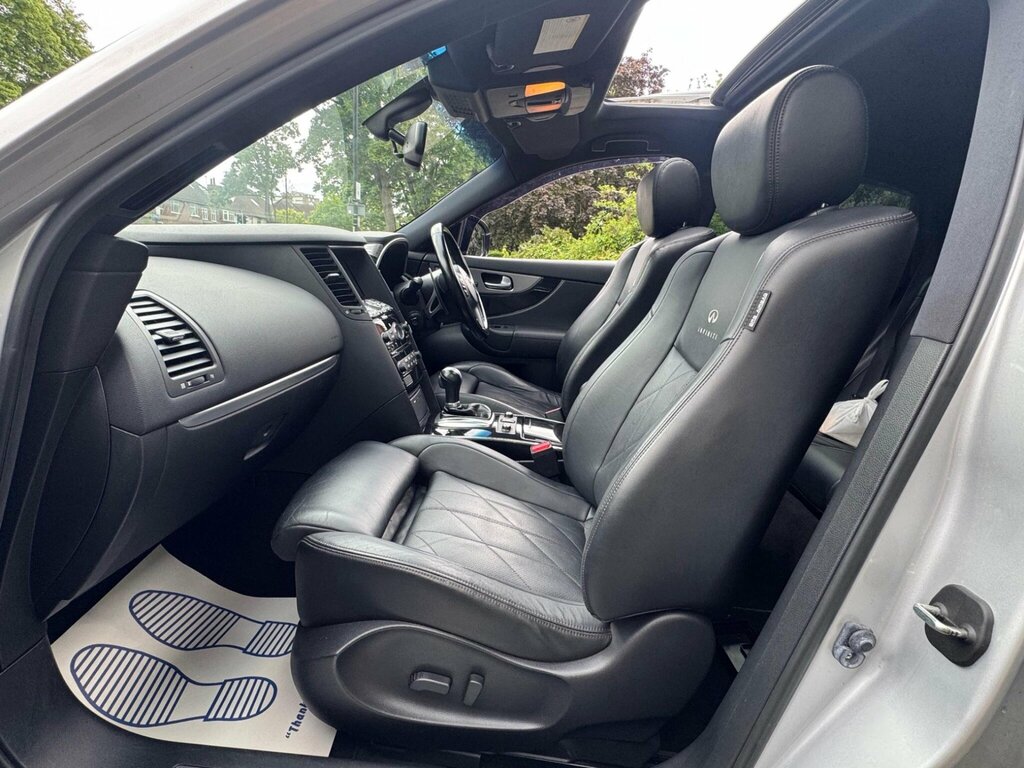 Infiniti FX Fx30d White #21