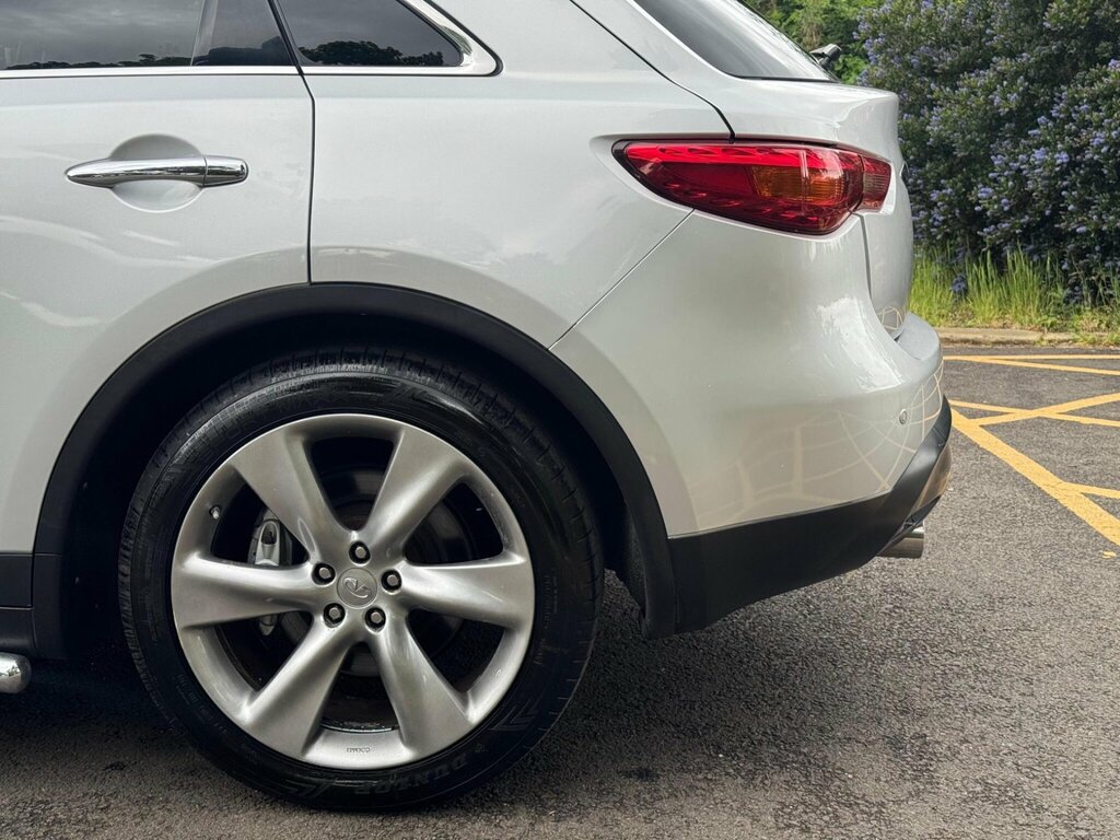 Infiniti FX Fx30d White #13