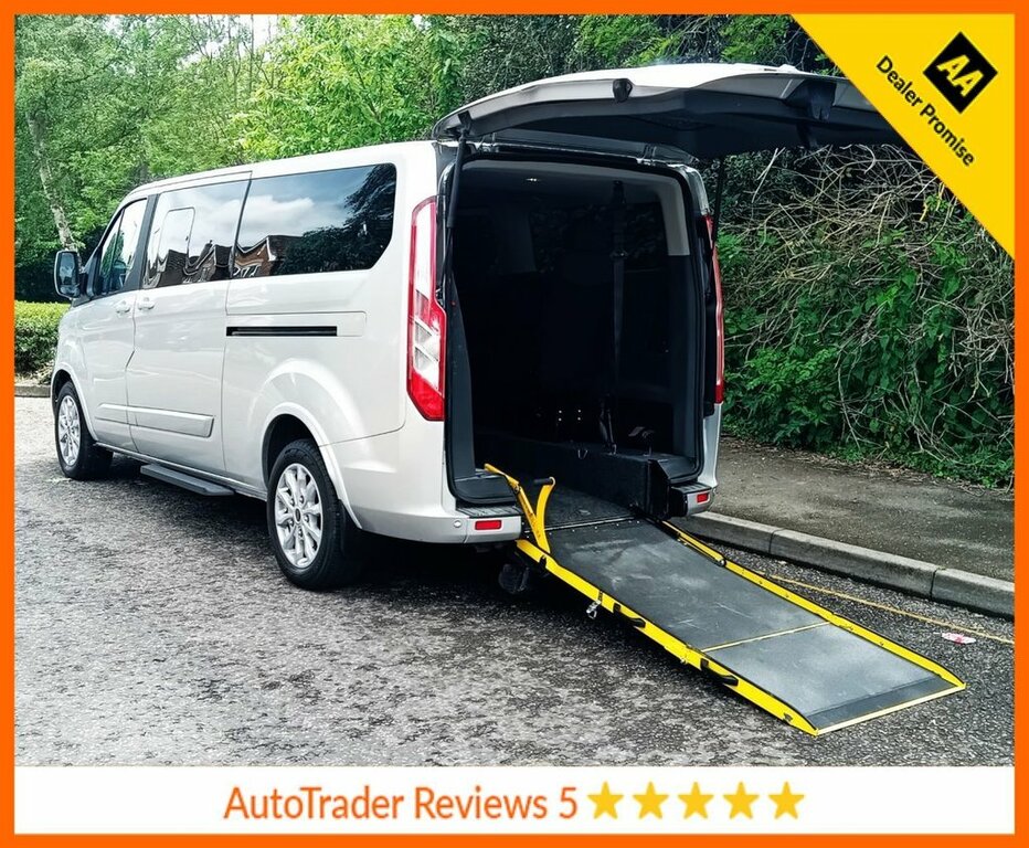 Ford Tourneo Custom 2L Titanium Silver