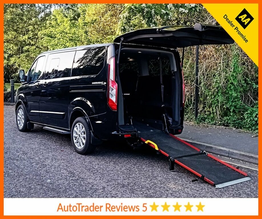 Ford Tourneo Custom 2L Titanium Black