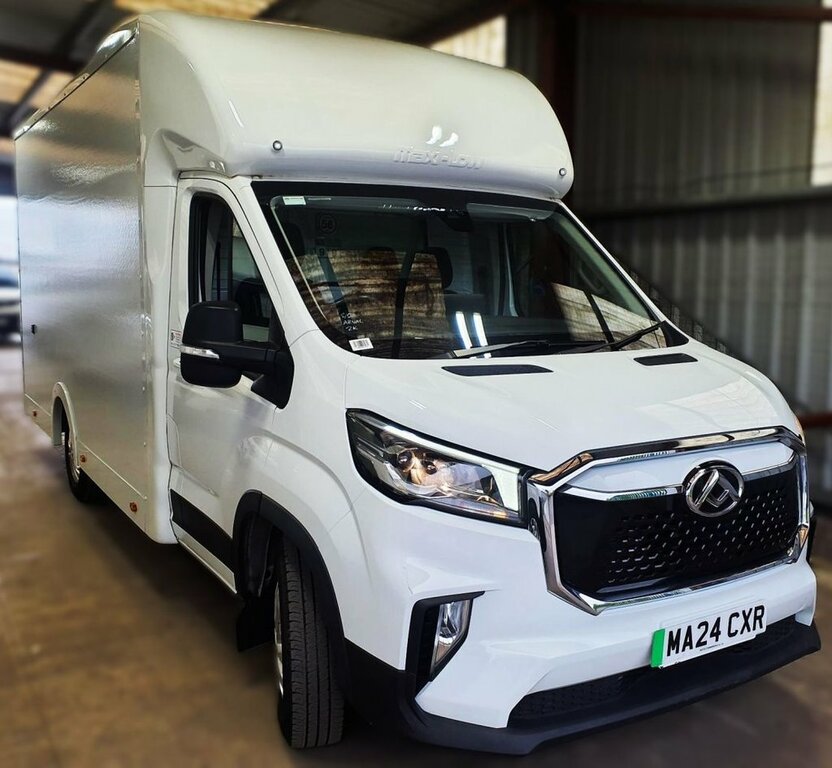 Maxus eDeliver 9 Mpv White
