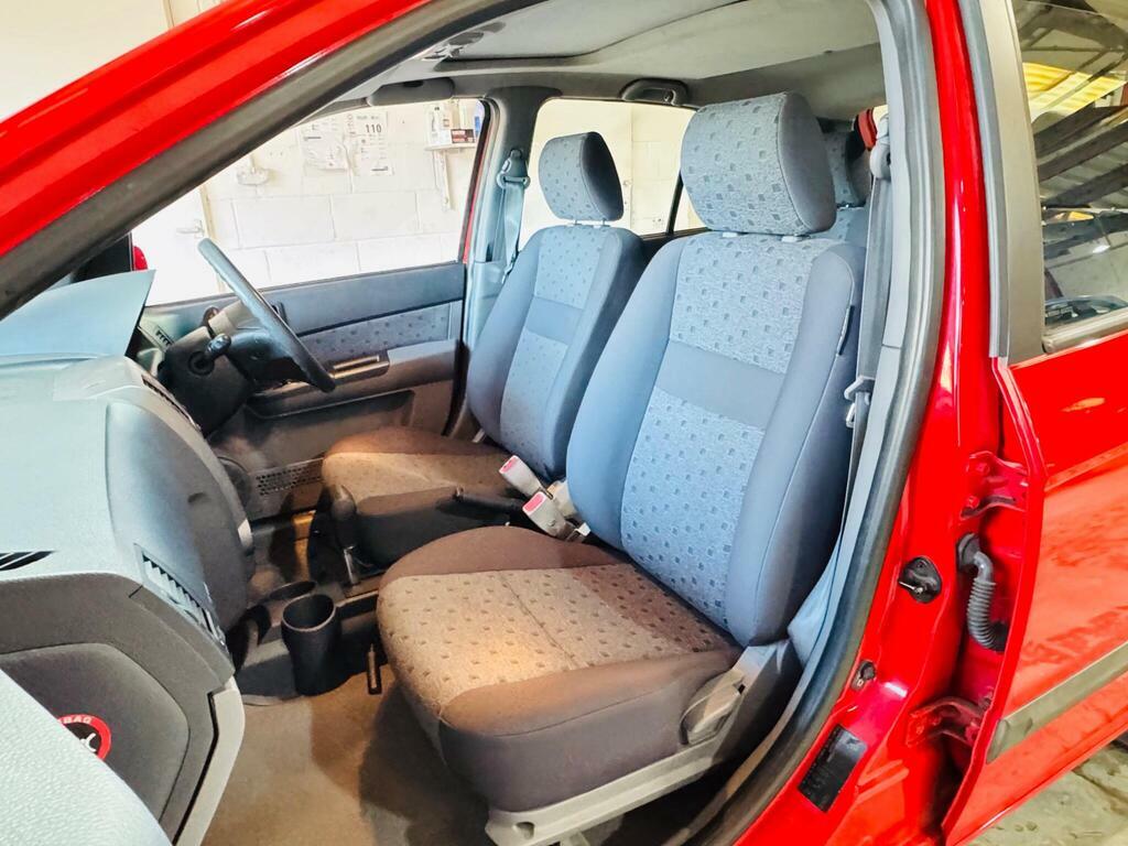 Hyundai Getz Hatchback Red #13
