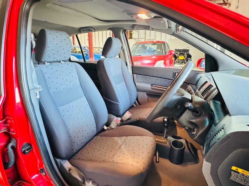 Hyundai Getz Hatchback Red #11