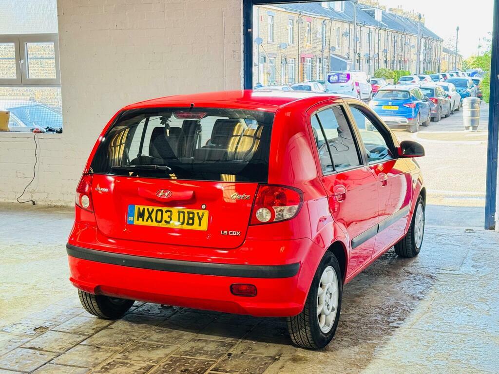 Hyundai Getz Hatchback Red #4
