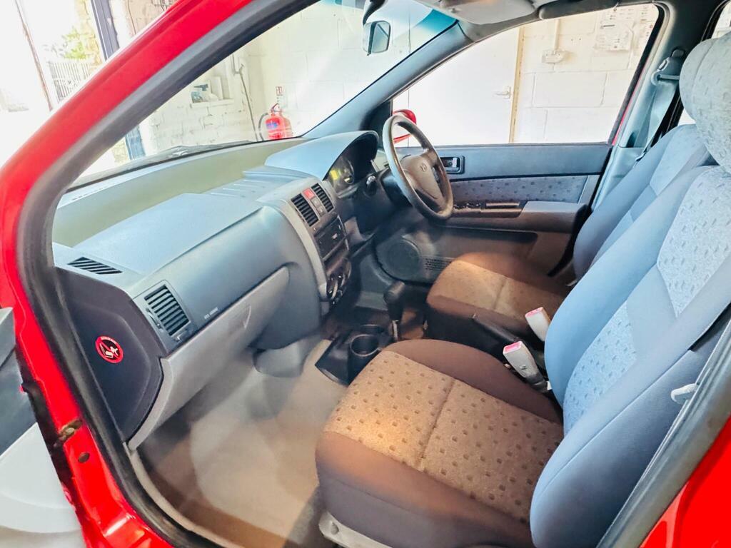 Hyundai Getz Hatchback Red #12