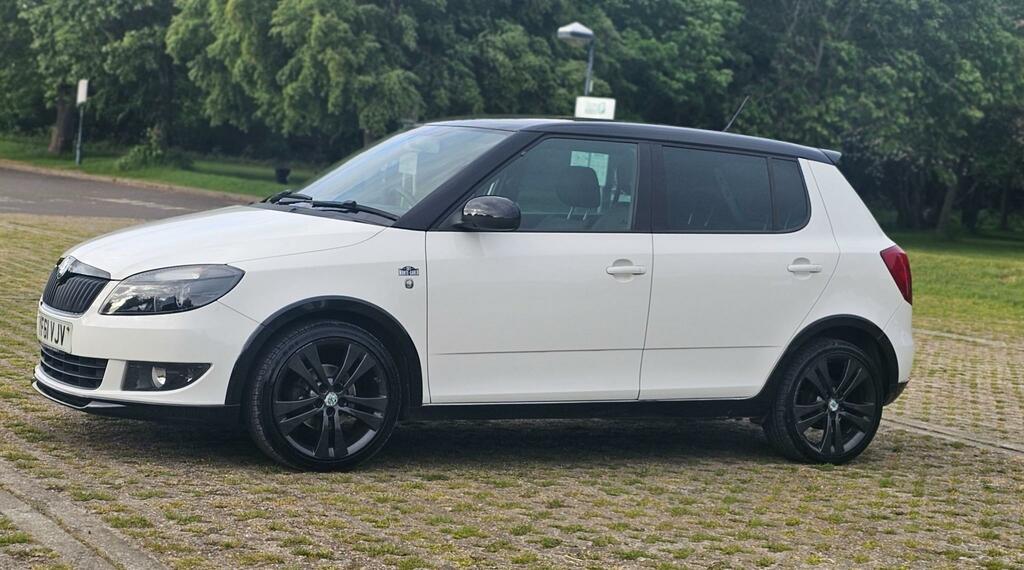 Skoda Fabia 1.2 Tsi Monte Carlo Hatchback YF61VJV White #3
