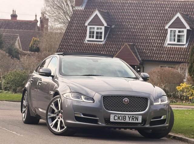 Jaguar XJ 2018 3.0D V6 Portfolio Euro 6 Ss Grey