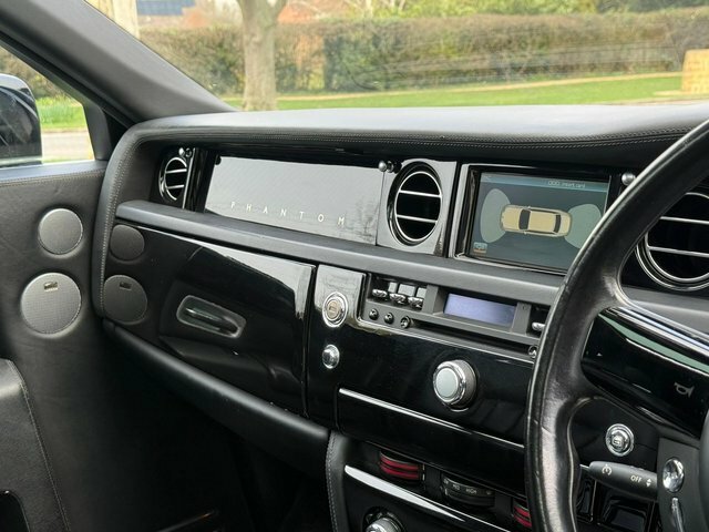 Rolls-Royce Phantom 6.7 V12 Euro 4 2005 Grey #39