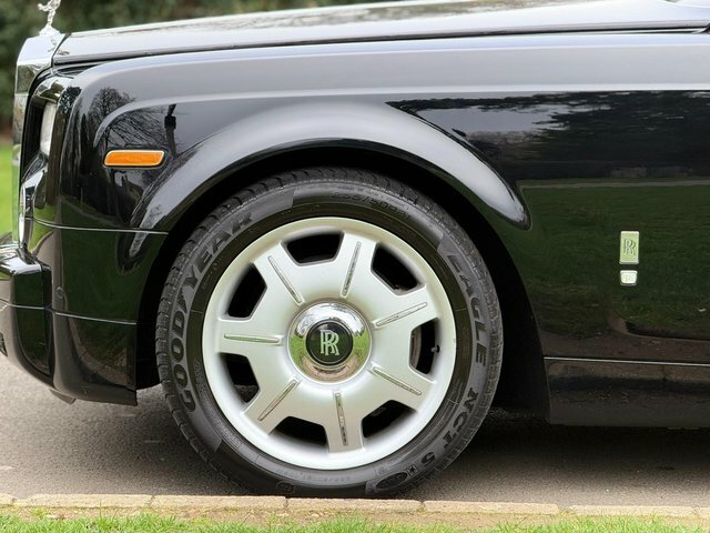 Rolls-Royce Phantom 6.7 V12 Euro 4 2005 Grey #9
