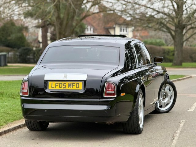 Rolls-Royce Phantom 2005 6.7 V12 Euro 3 LF05MFO Black #4