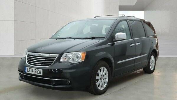 Chrysler Grand Voyager 2014 2.8 Crd Limited Euro 5 Black #2