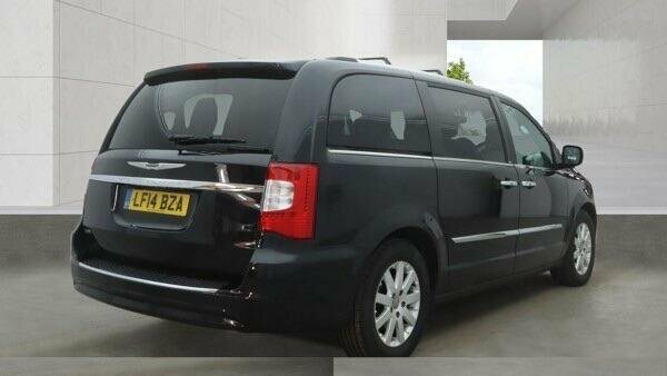 Chrysler Grand Voyager 2014 2.8 Crd Limited Euro 5 Black #3