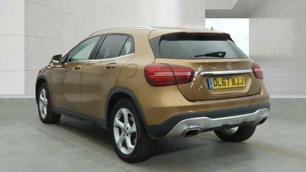 Mercedes-Benz GLA Class 2018 1.6 Gla200 Sport Premium Plus Euro 6 Ss DL67BJJ Beige #4