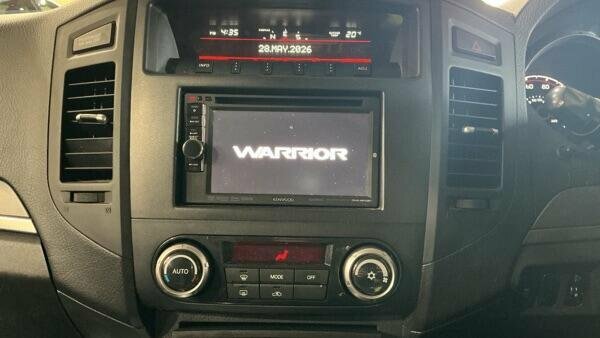 Mitsubishi Shogun 3.2L Di-d Sg2 197 Bhp Black #13
