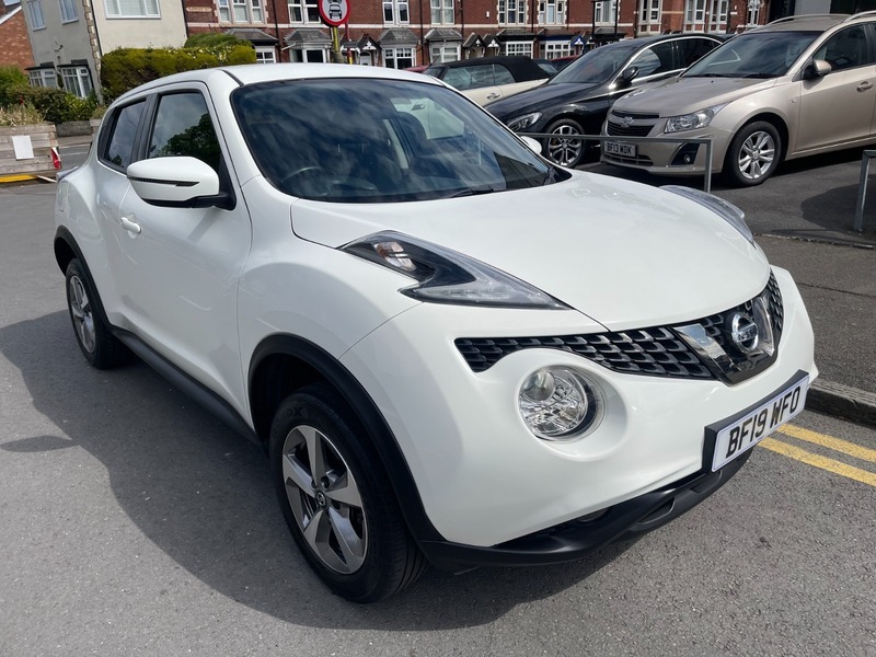 Nissan Juke Acenta White #4