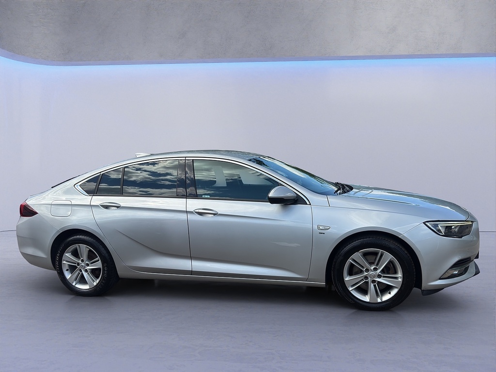 Vauxhall Insignia Turbo D Blueinjection Sri Nav VN18XFS Silver #4