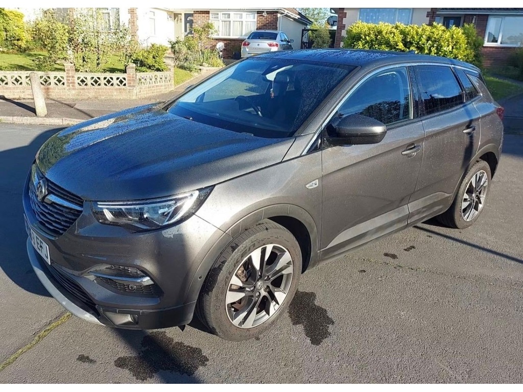 Vauxhall Grandland X Turbo D Blueinjection Sport Nav Grey