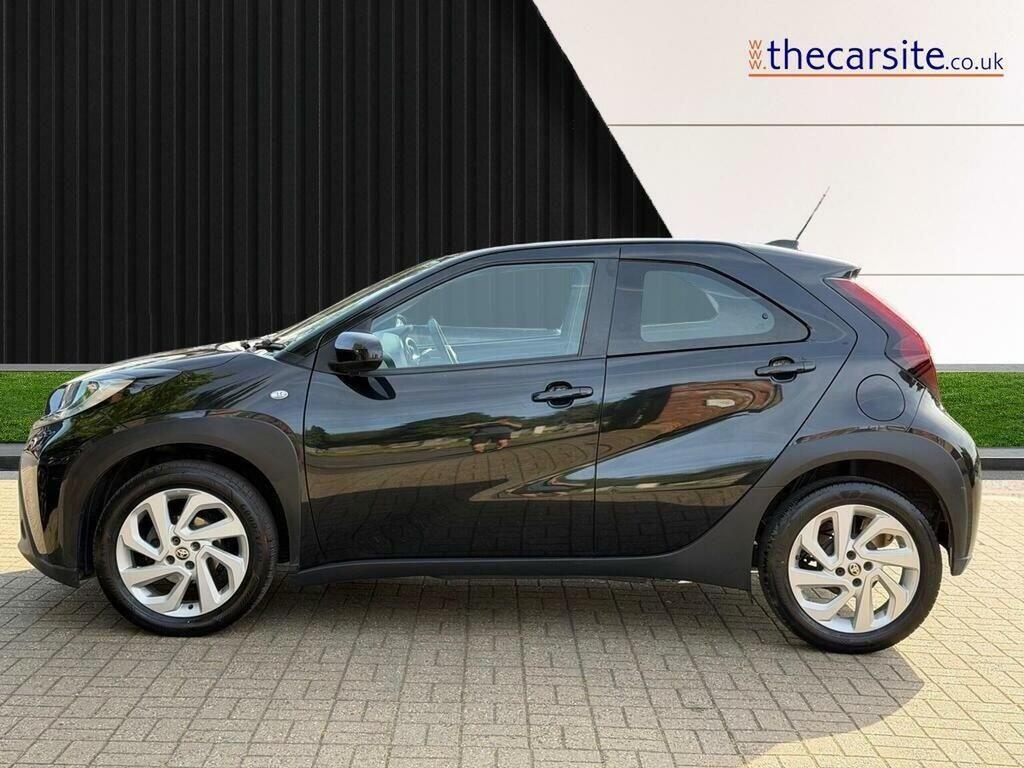Toyota Aygo X Hatchback 1.0 Vvt-i Pure X-shift Euro 6 Ss SA23NWV Black #3