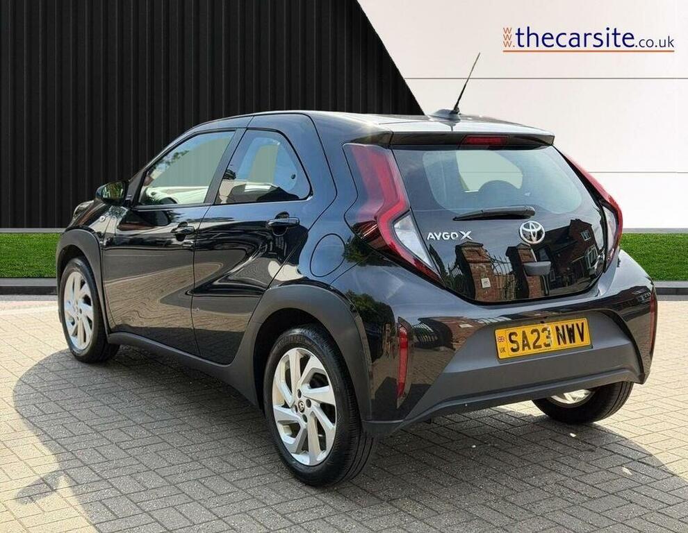 Toyota Aygo X Hatchback 1.0 Vvt-i Pure X-shift Euro 6 Ss SA23NWV Black #2