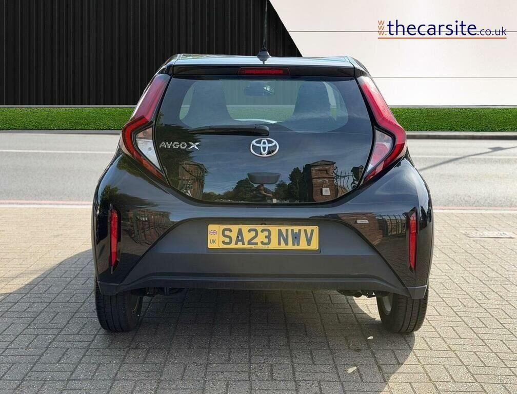 Toyota Aygo X Hatchback 1.0 Vvt-i Pure X-shift Euro 6 Ss SA23NWV Black #4