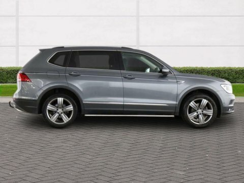 Volkswagen Tiguan Allspace Match Tdi LV70WWF Grey #3