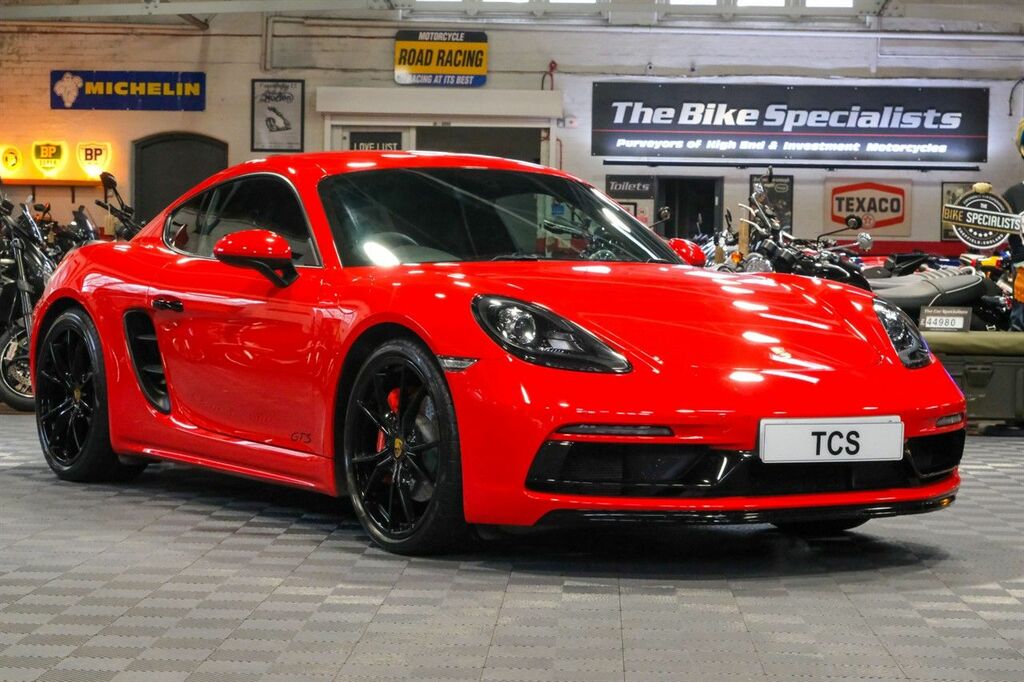 Porsche 718 Cayman 2.5T Gts Coupe Pdk Euro 6 Ss 365 Ps Red