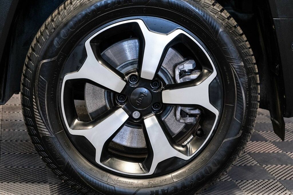 Jeep Renegade 1.3 Gse T4 11.4Kwh Trailhawk Suv Plug-i YE72AUP Grey #4
