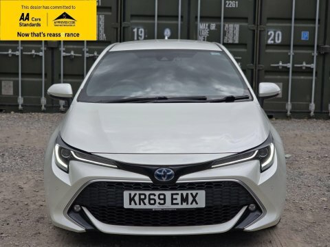 Toyota Corolla 2.0 Vvt-h Excel KR69EMX White #2
