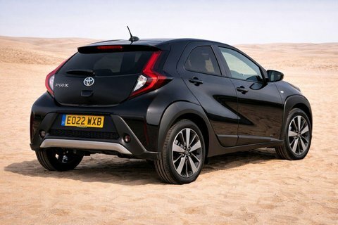 Toyota Aygo X 1.0 Vvt-i Pure EO22WXB Black #5