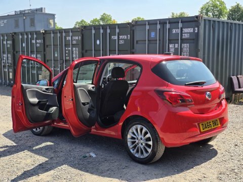 Vauxhall Corsa 1.4I Se Hatchback DA66BWD Red #4