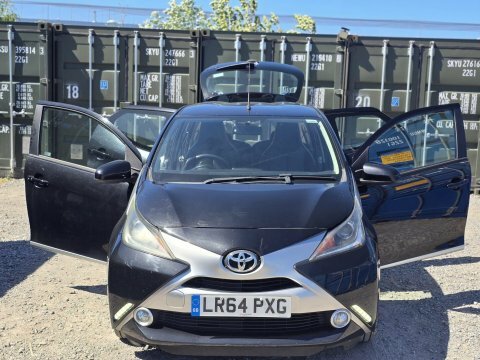 Toyota Aygo 1.0 Vvt-i X-clusiv LR64PXG Black #6