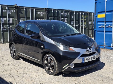 Toyota Aygo 1.0 Vvt-i X-clusiv LR64PXG Black #5